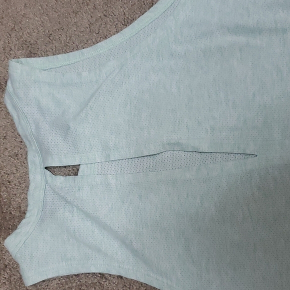 Nike Dri Fit Tank - Picture 6 of 9